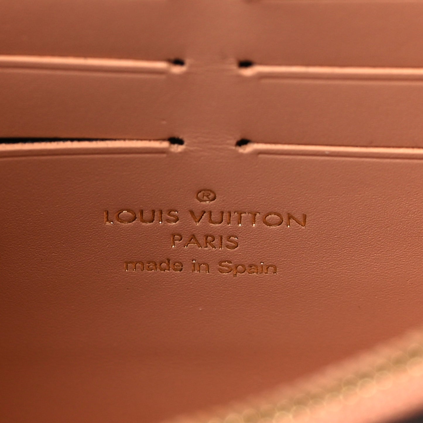 Damier Ebene Vavin Chain Wallet Creme