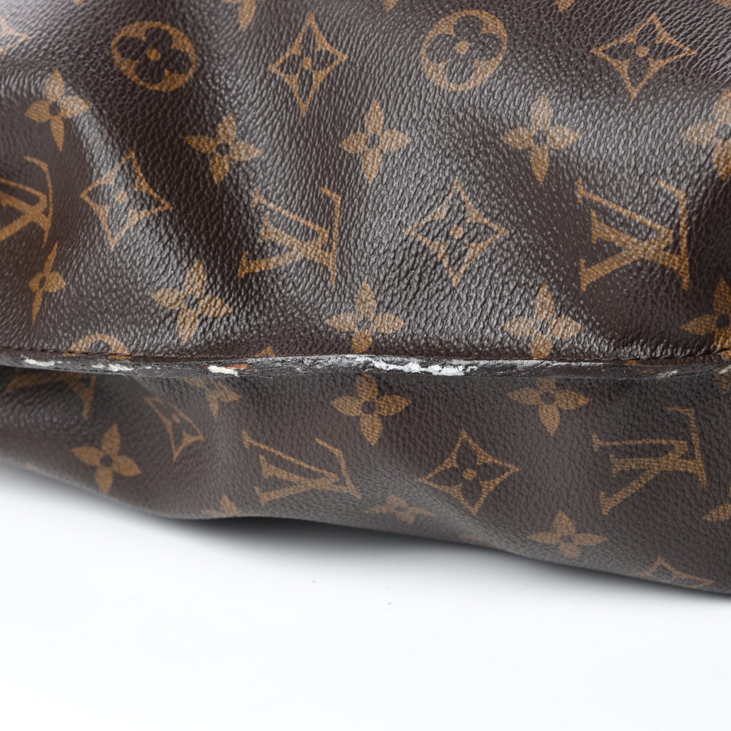Monogram Metis