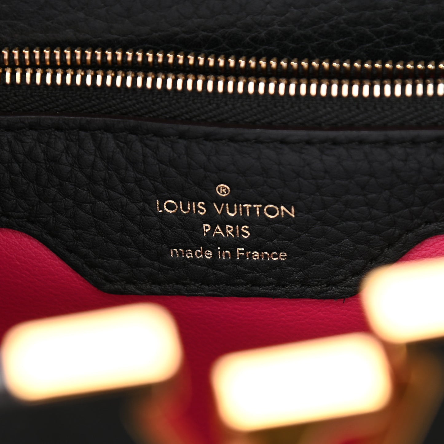 Taurillon Capucines MM Black Fuchsia