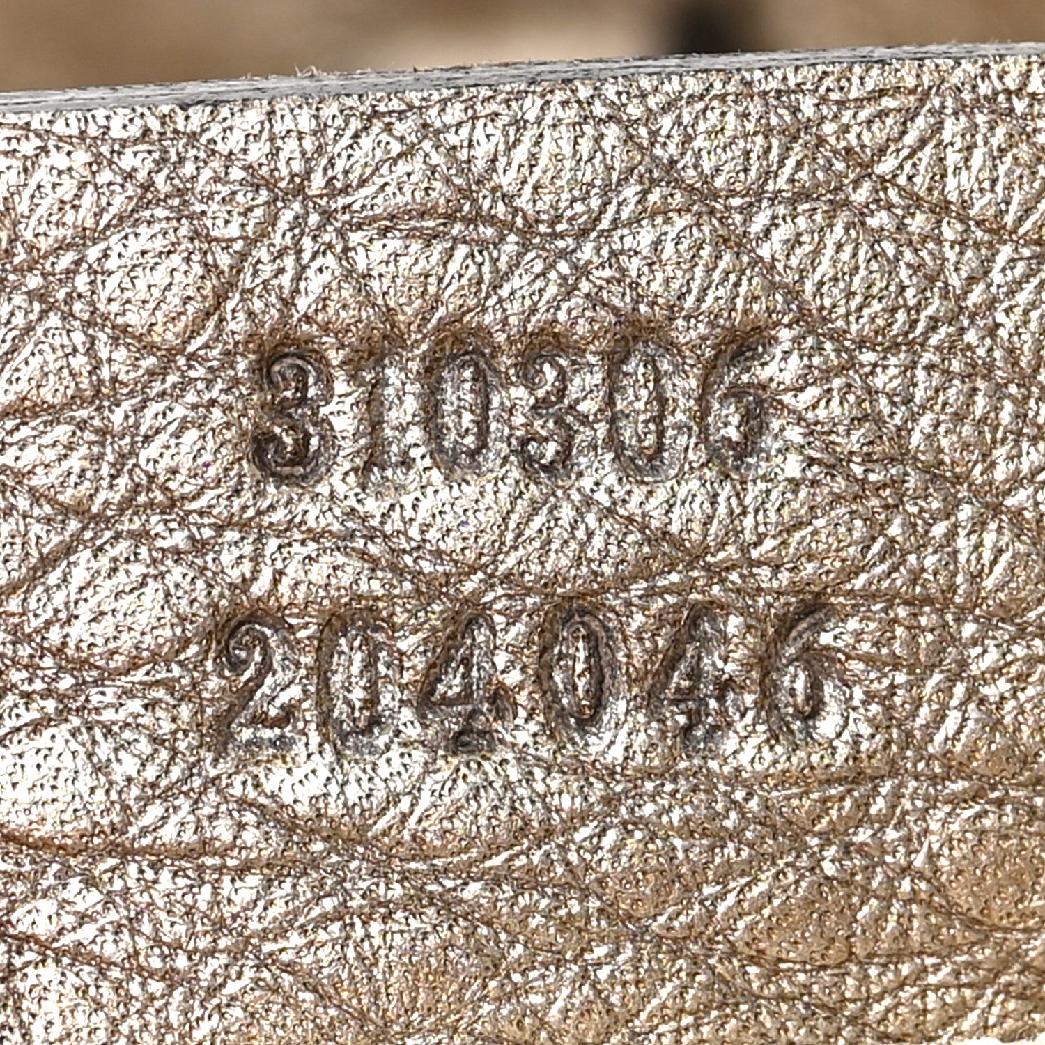 Gucci Metallic Pebbled Calfskin Large Soho Chain Shoulder Bag Golden Beige 7 of 10