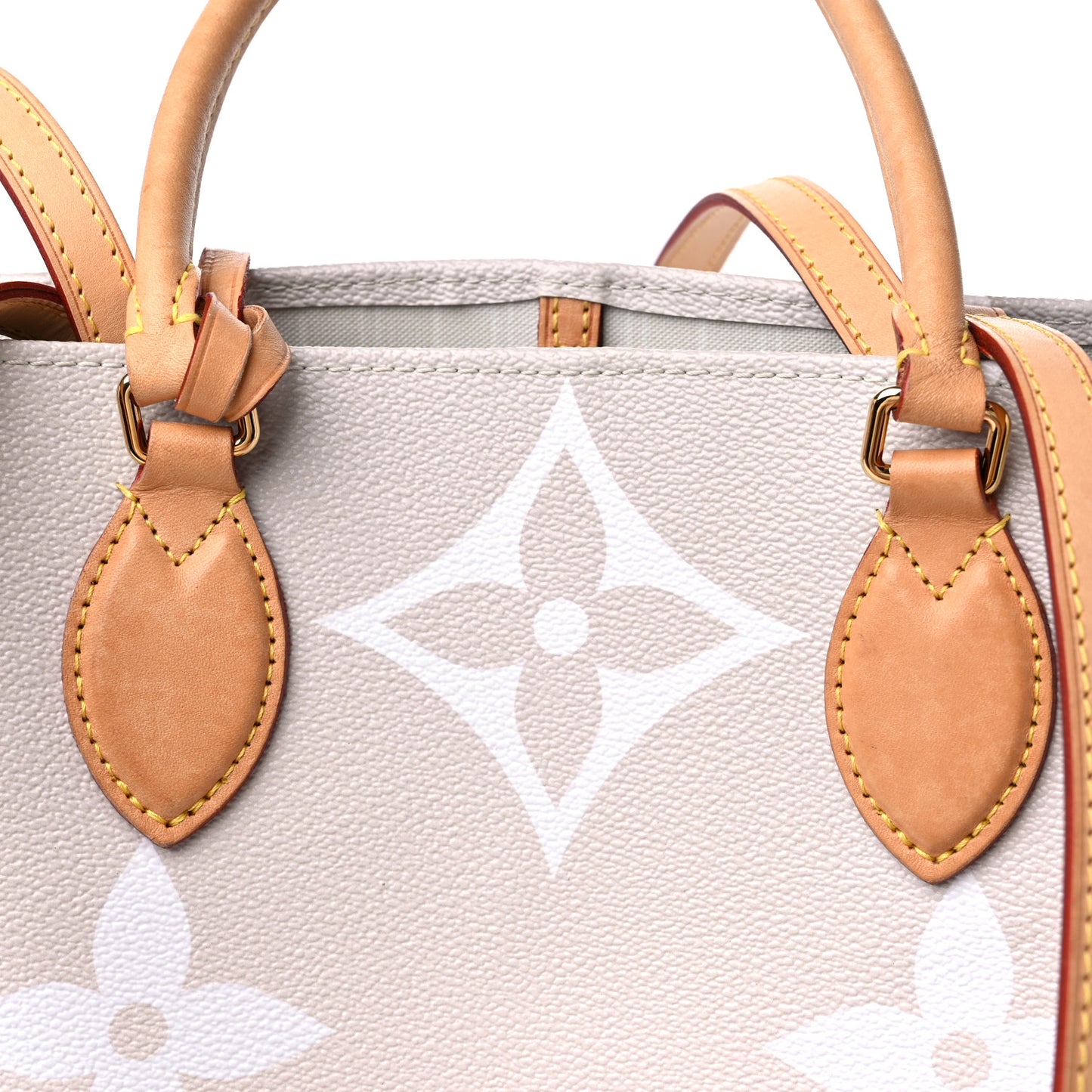 Monogram Giant By The Pool OnTheGo GM Brume