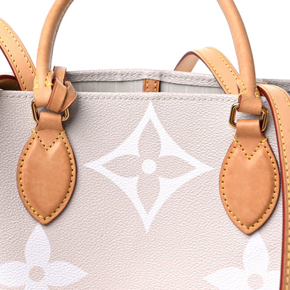 Louis Vuitton Monogram Giant By The Pool OnTheGo GM Brume 17 of 18