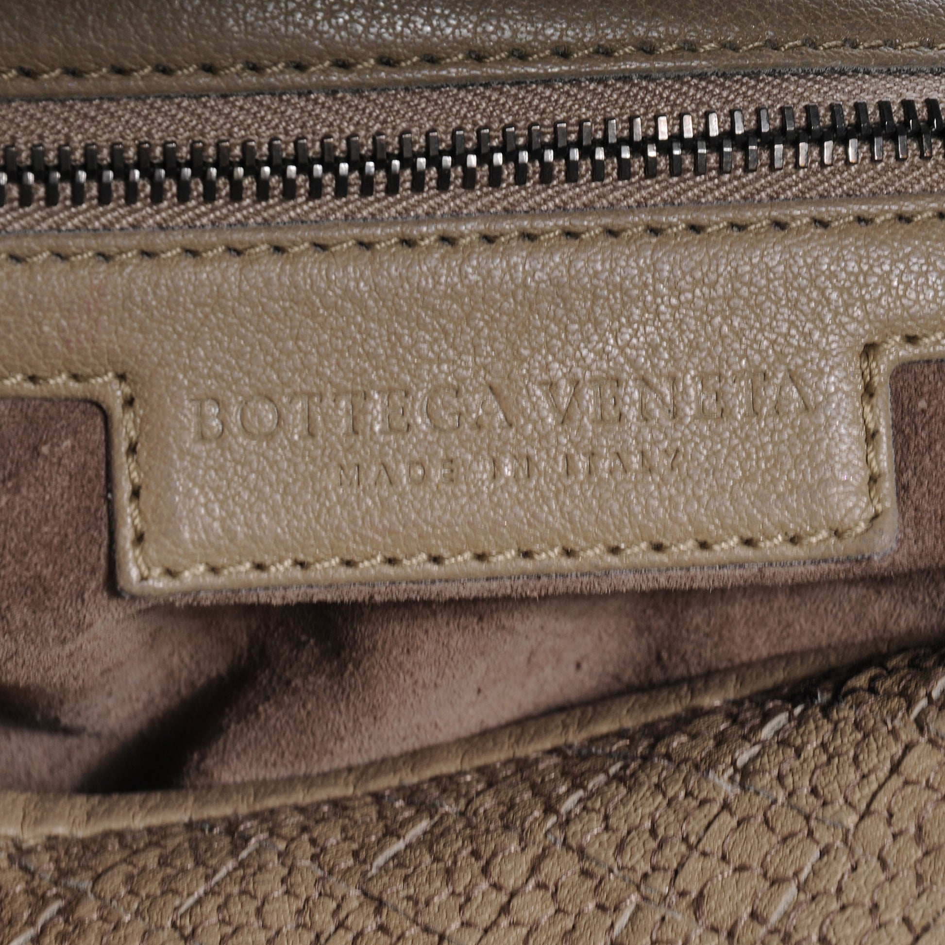Bottega Veneta Buffalo Ricamato Patchwork Large Veneta Safari 5 of 8