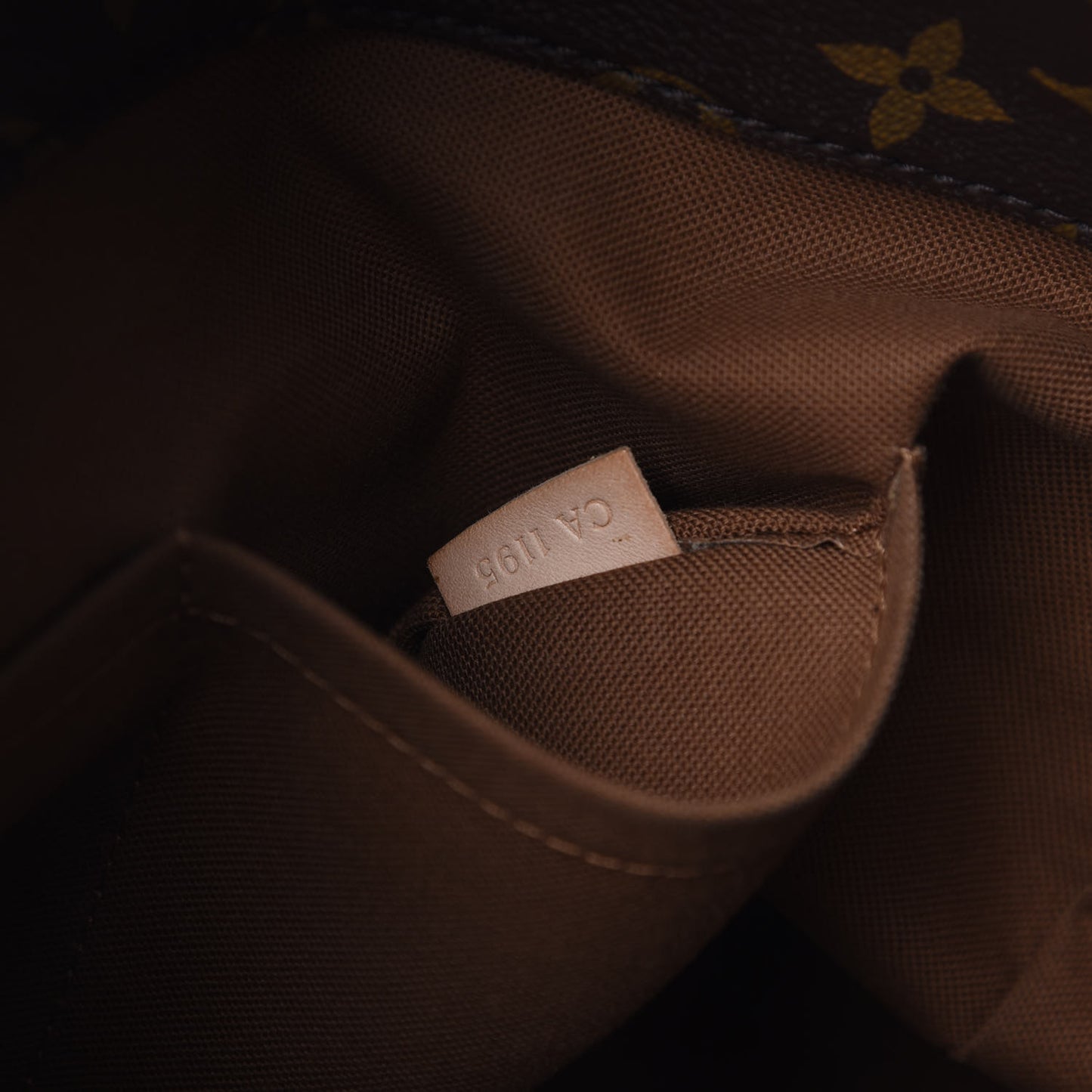 Monogram Sully MM