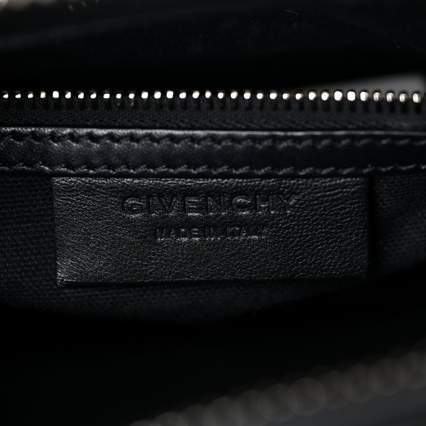 Calfskin Crocodile Embossed Mini Antigona Black
