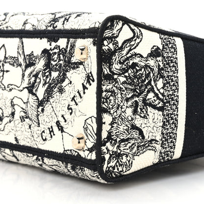Christian Dior Canvas Embroidered Zodiac Toile De Jouy Medium Lady D-Lite Latte 8 of 8