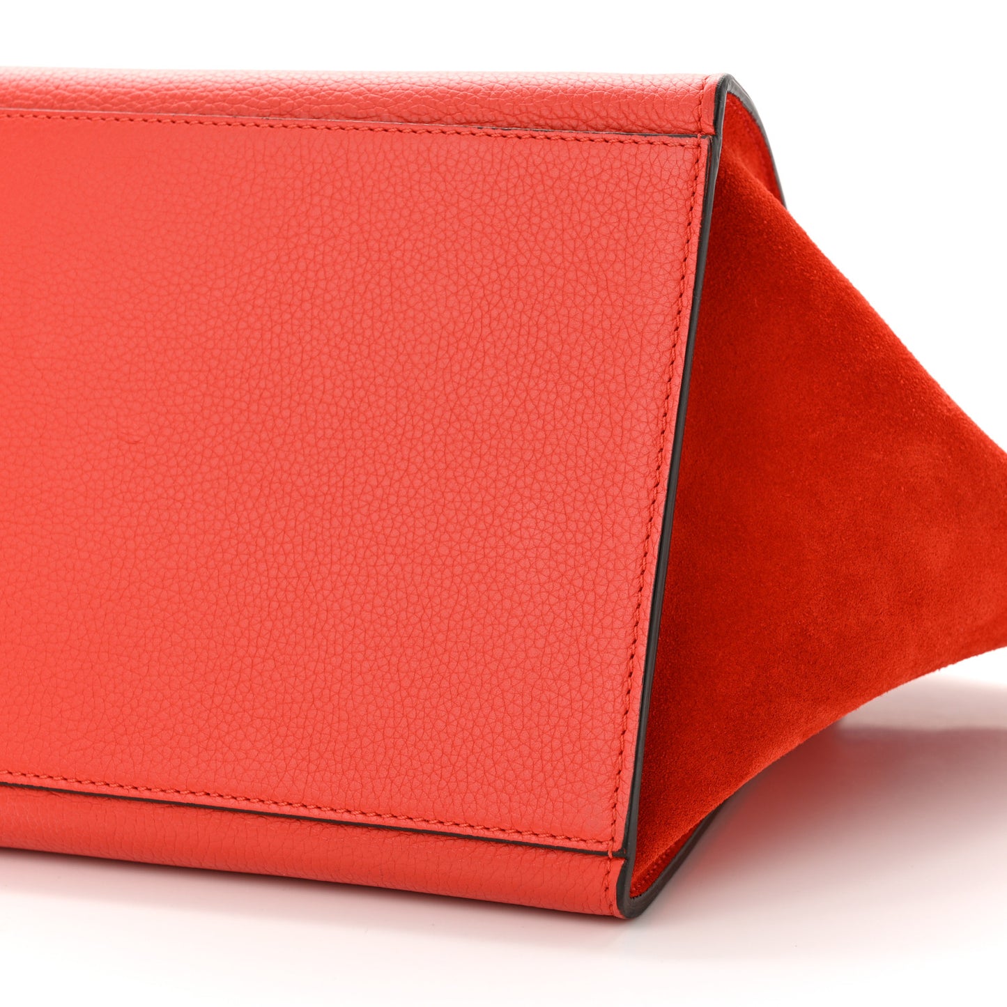 Drummed Calfskin Suede Medium Trapeze Vermillion