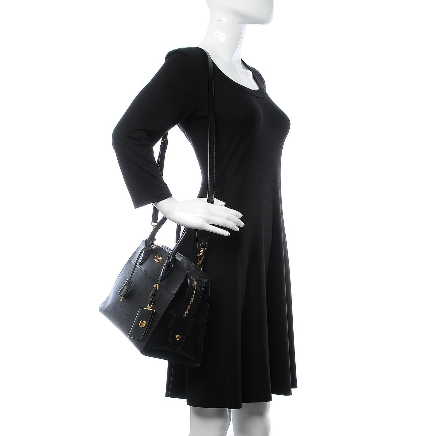 Saffiano City Calfskin Medium Esplanade Tote Black