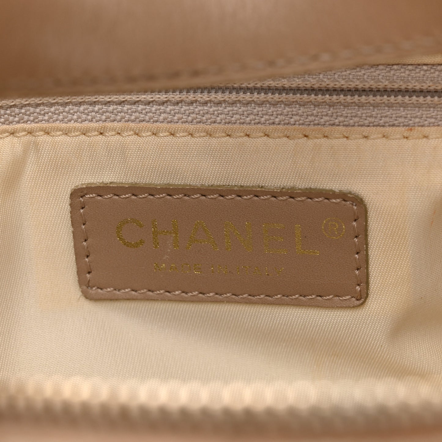 Nylon Travel Bowler Beige