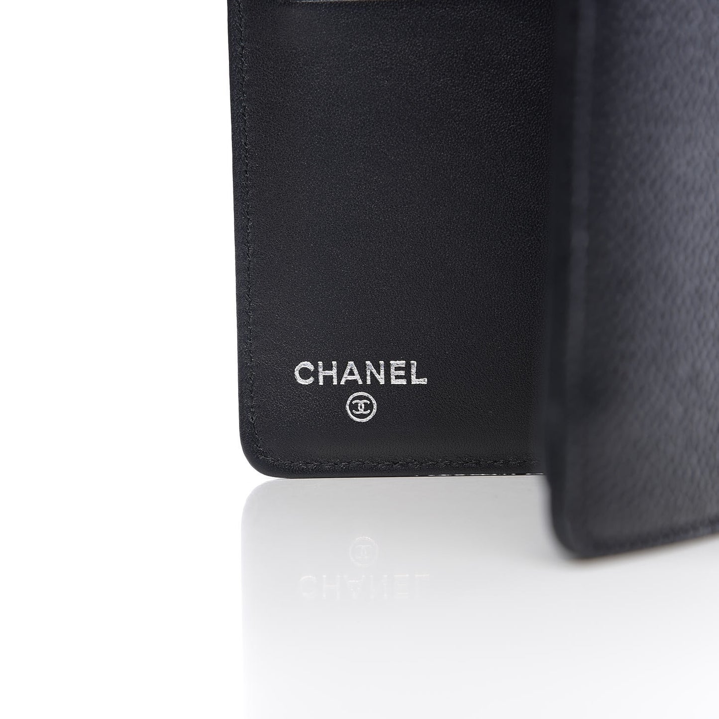 Caviar Timeless CC Yen Wallet Black