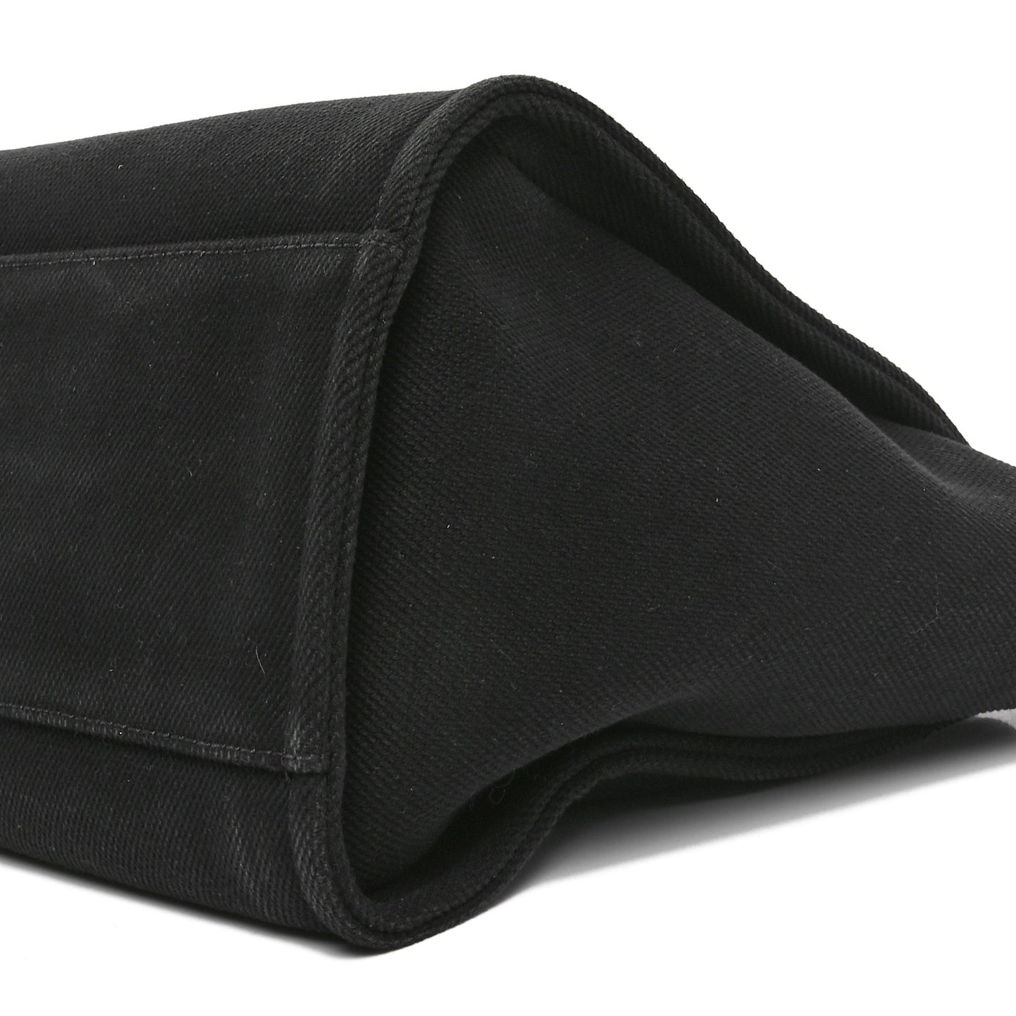 Canvas Pearl Medium Deauville Tote Black