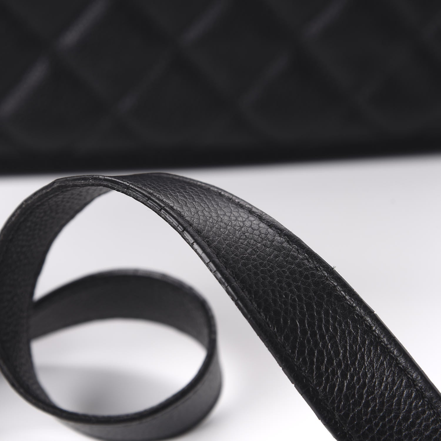 Chanel Caviar Iridescent Calfskin Quilted Medium Daily Carry Messenger Black 12 of 12