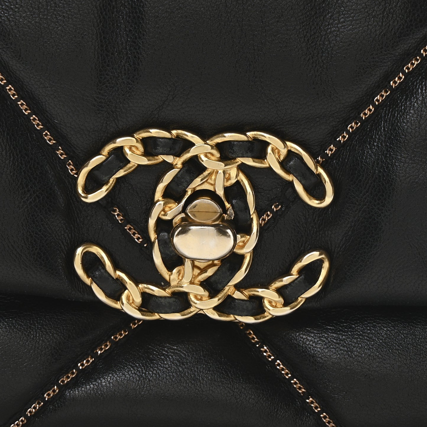 Lambskin Chain Quilted Medium Chanel 19 Flap Black