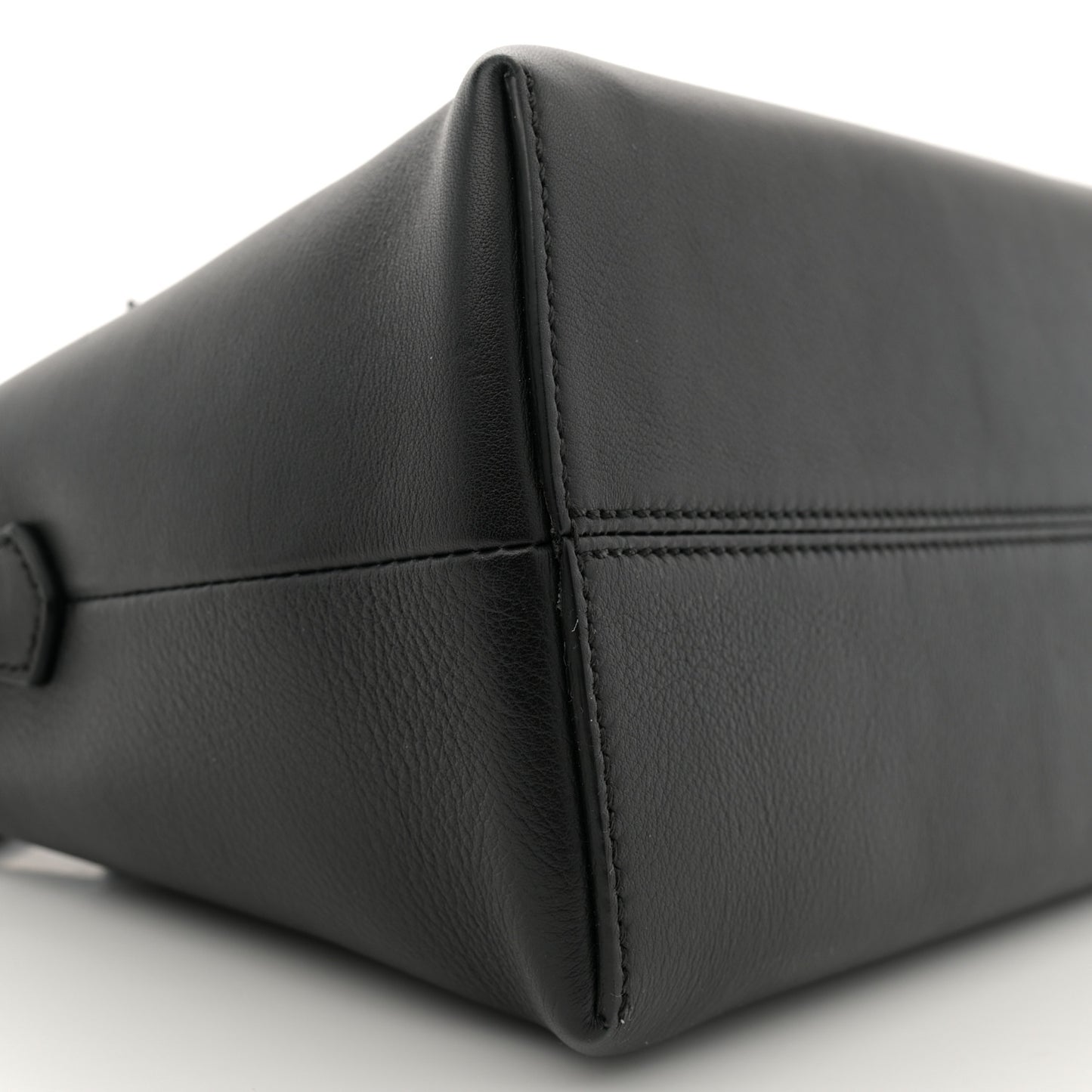 Vitello Dolce Marmol Medium By The Way Boston Bag Black