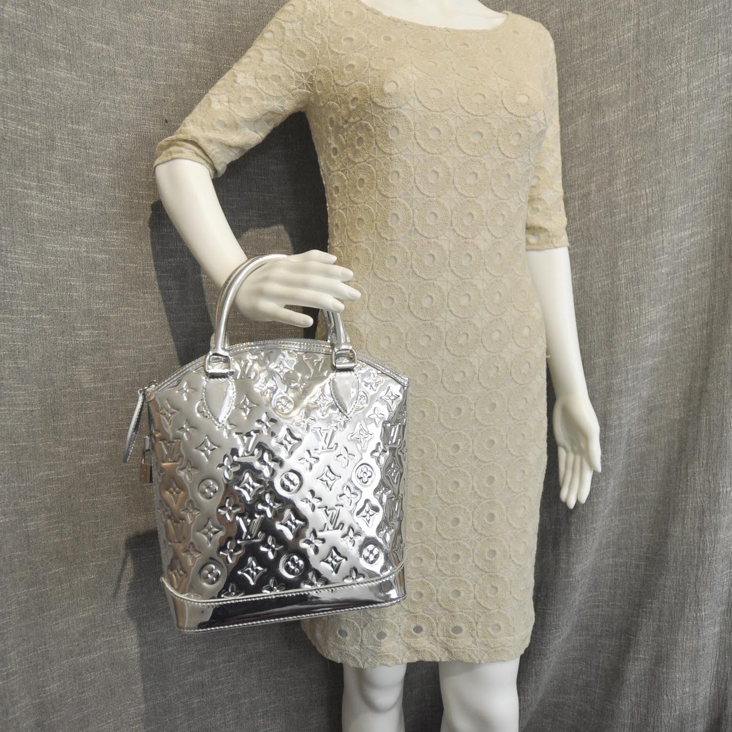 Monogram Miroir Lockit Silver