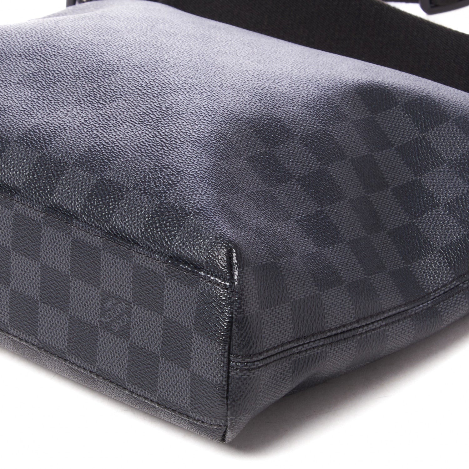 Louis Vuitton Damier Graphite Mick PM 4 of 7