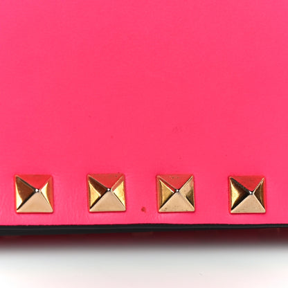 Valentino Garavani Nappa Rockstud Wristlet Clutch Fuxia Fluo 19 of 19