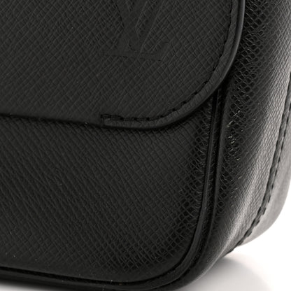 Louis Vuitton Taiga Roman PM Messenger Black 11 of 14