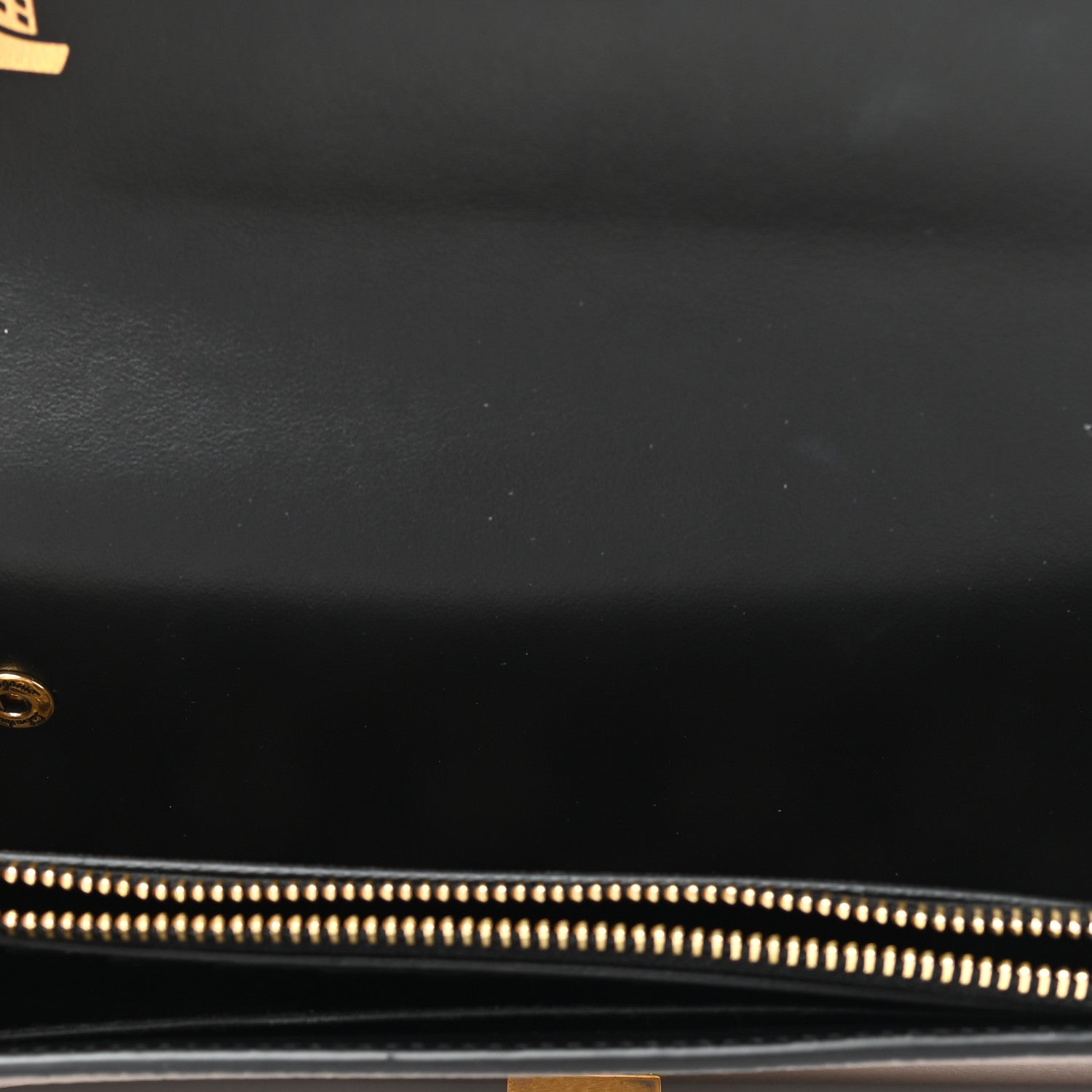 Salvatore Ferragamo Grained Calfskin Gancini Wallet Caraway Seed 5 of 9