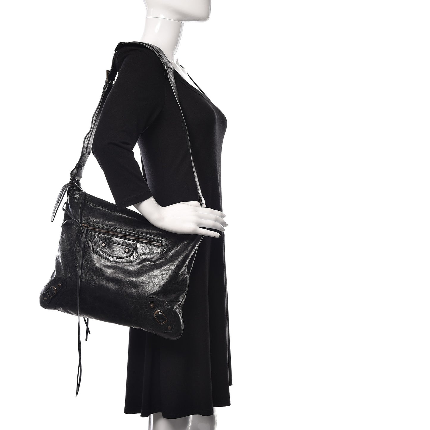 Chevre Classic Hardware Flat Messenger Black