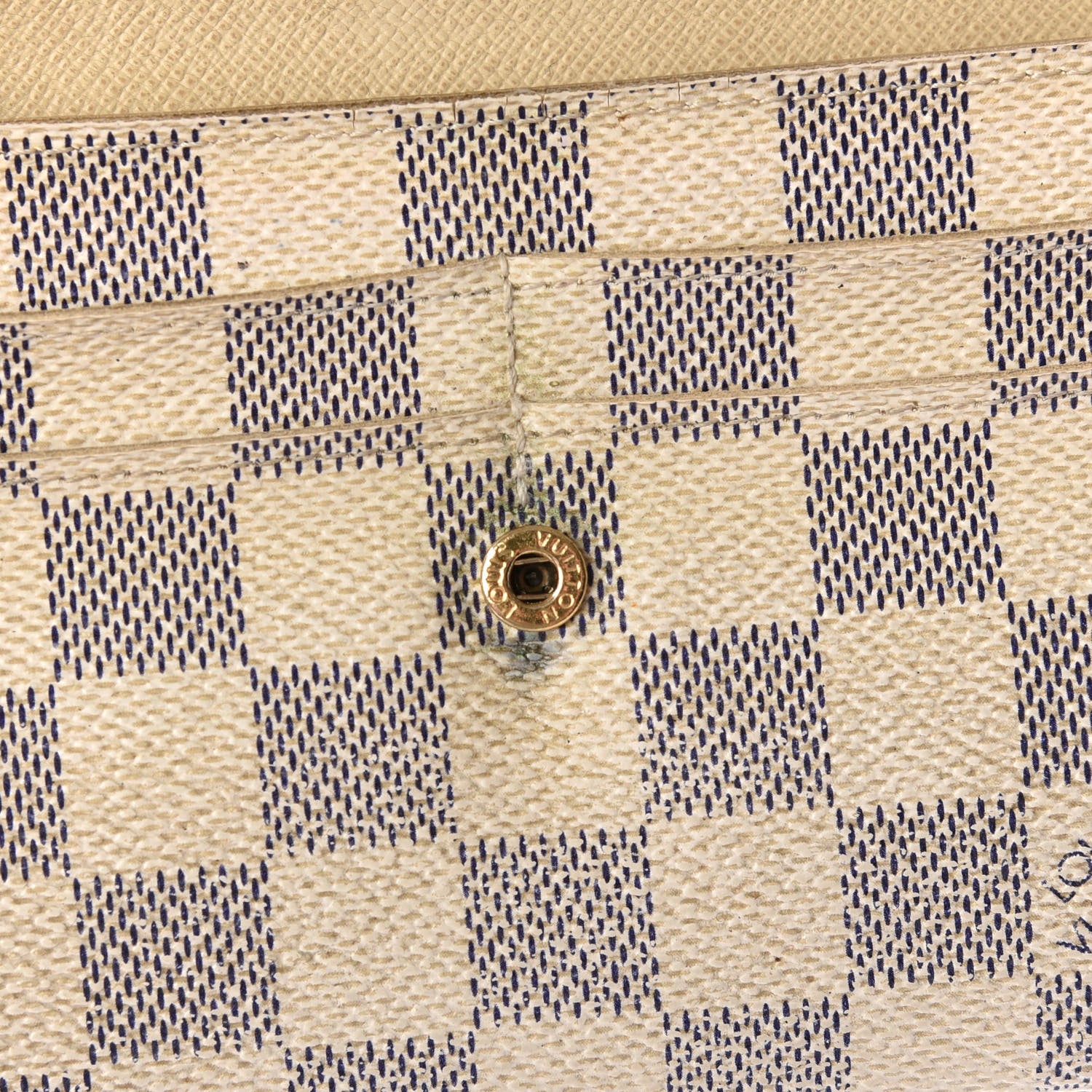 Louis Vuitton Damier Azur Sarah Wallet 12 of 13