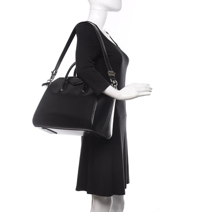 Givenchy Shiny Lord Calfskin Medium Antigona Black 2 of 10
