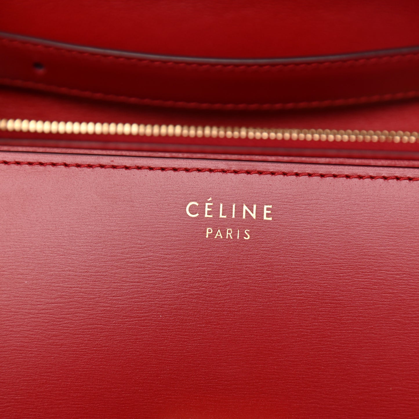 Box Calfskin Medium Classic Box Flap Bag Red