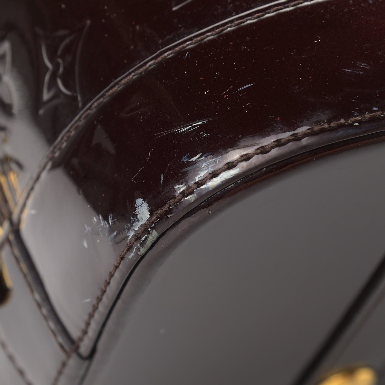 Louis Vuitton Vernis Alma GM 10 of 17