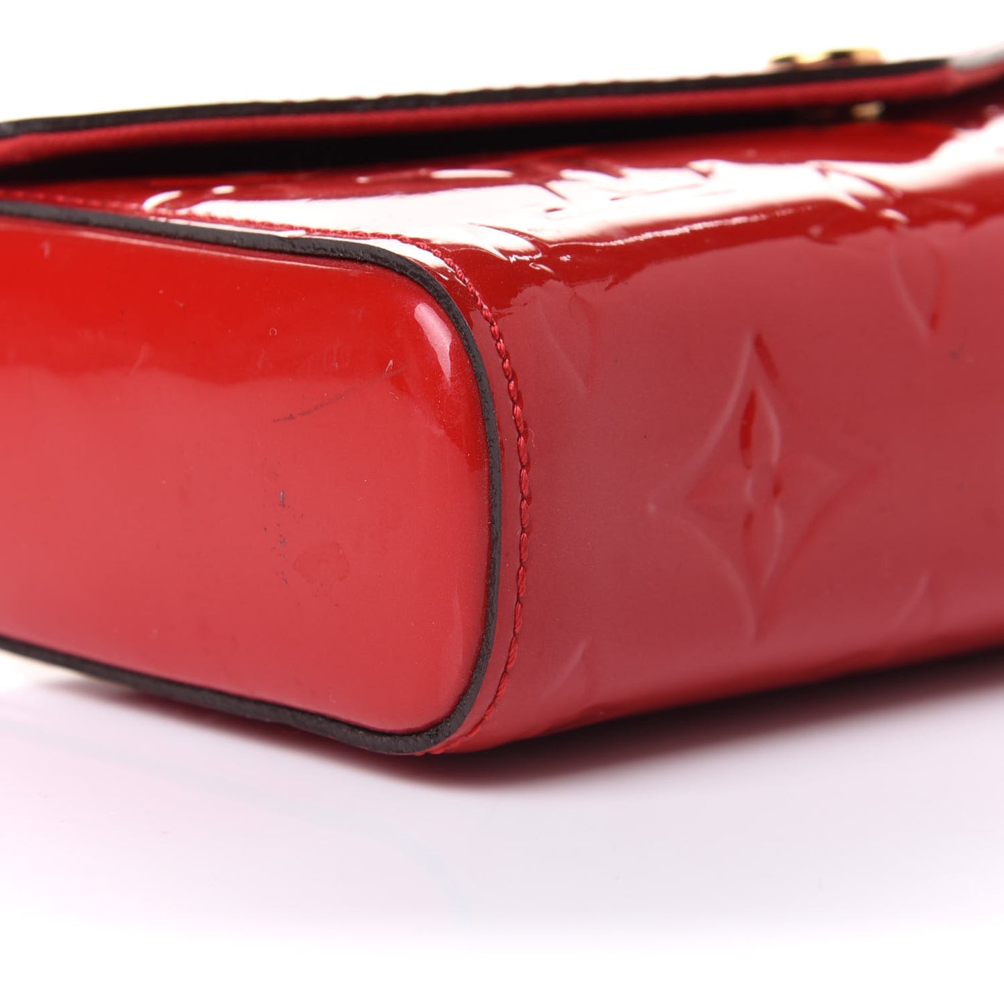 Vernis Lucie Pouch Cherry