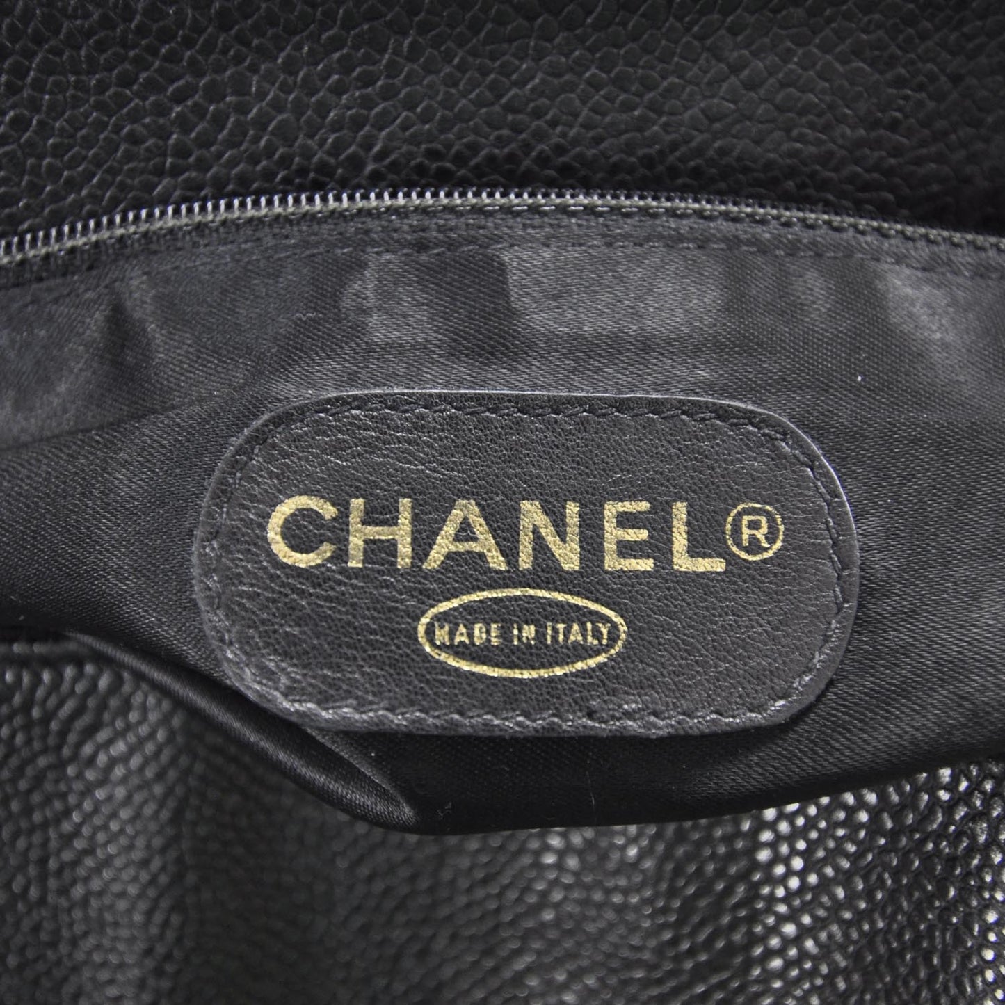 Caviar CC Shoulder Bag Black