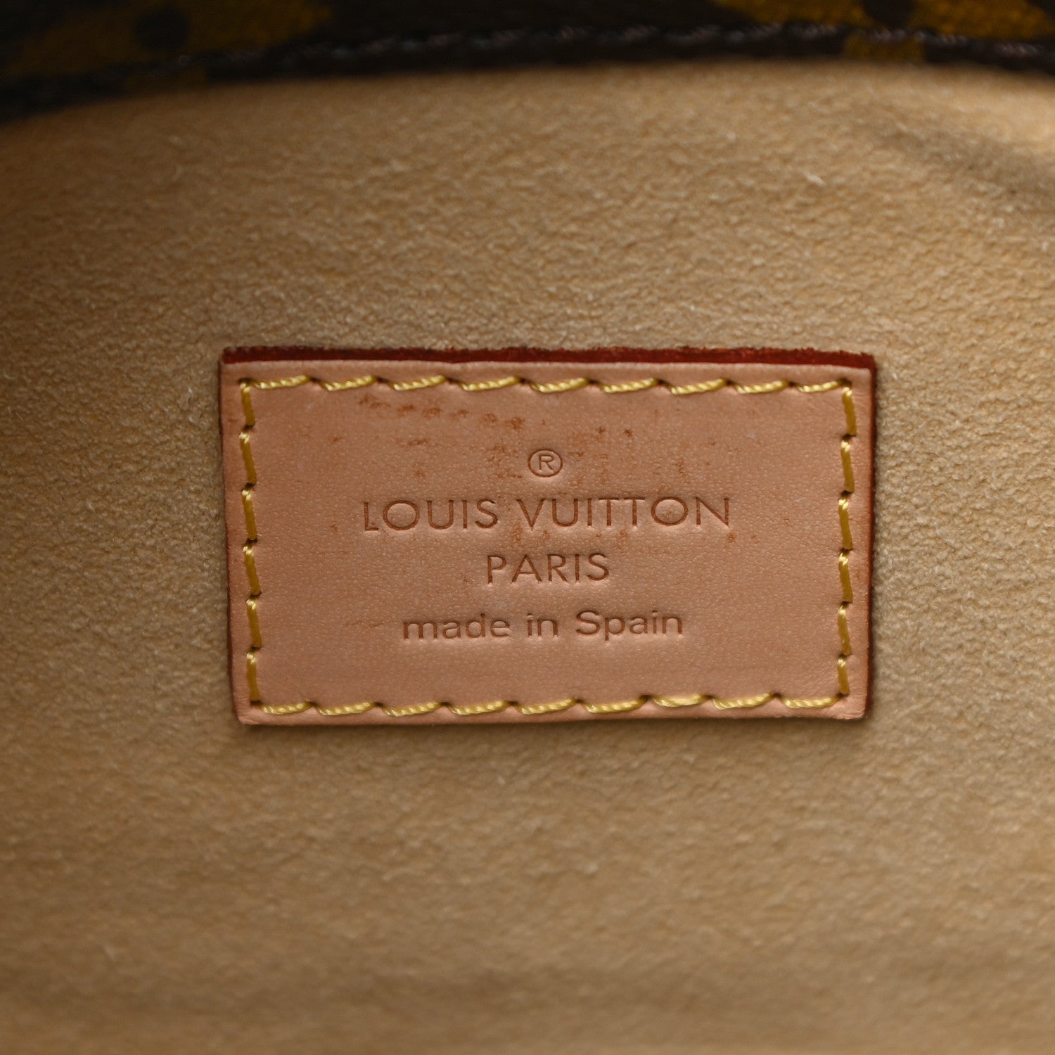 Louis Vuitton Monogram Artsy MM 7 of 10