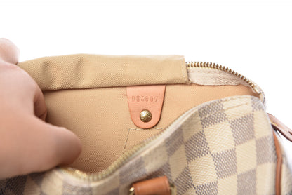 Louis Vuitton Damier Azur Speedy 30 7 of 20