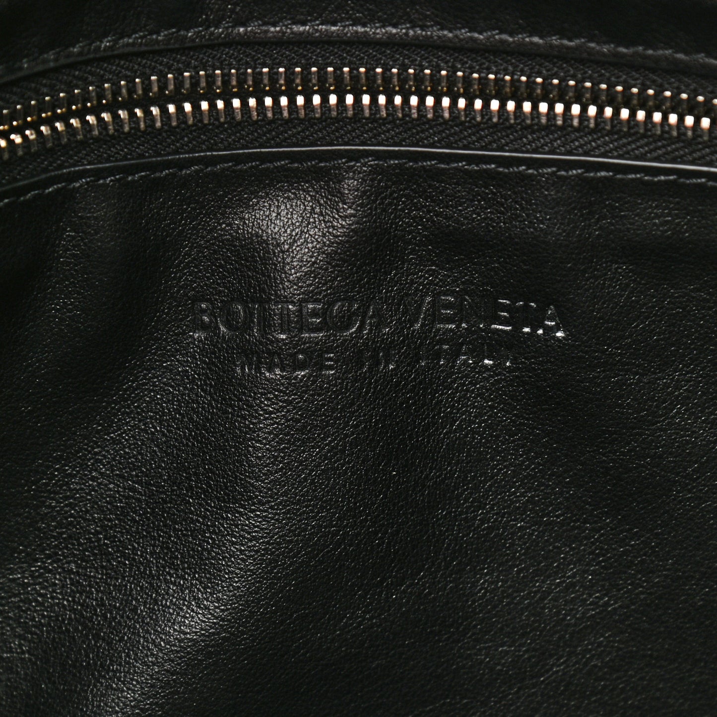 Nappa Intrecciato Medium Jodie Black
