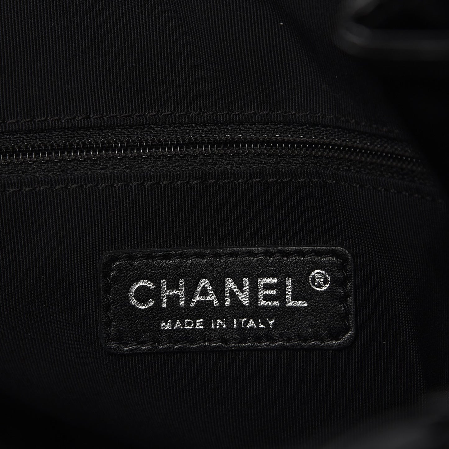 Patent Quilted Expandable CC Shoping Tote Black