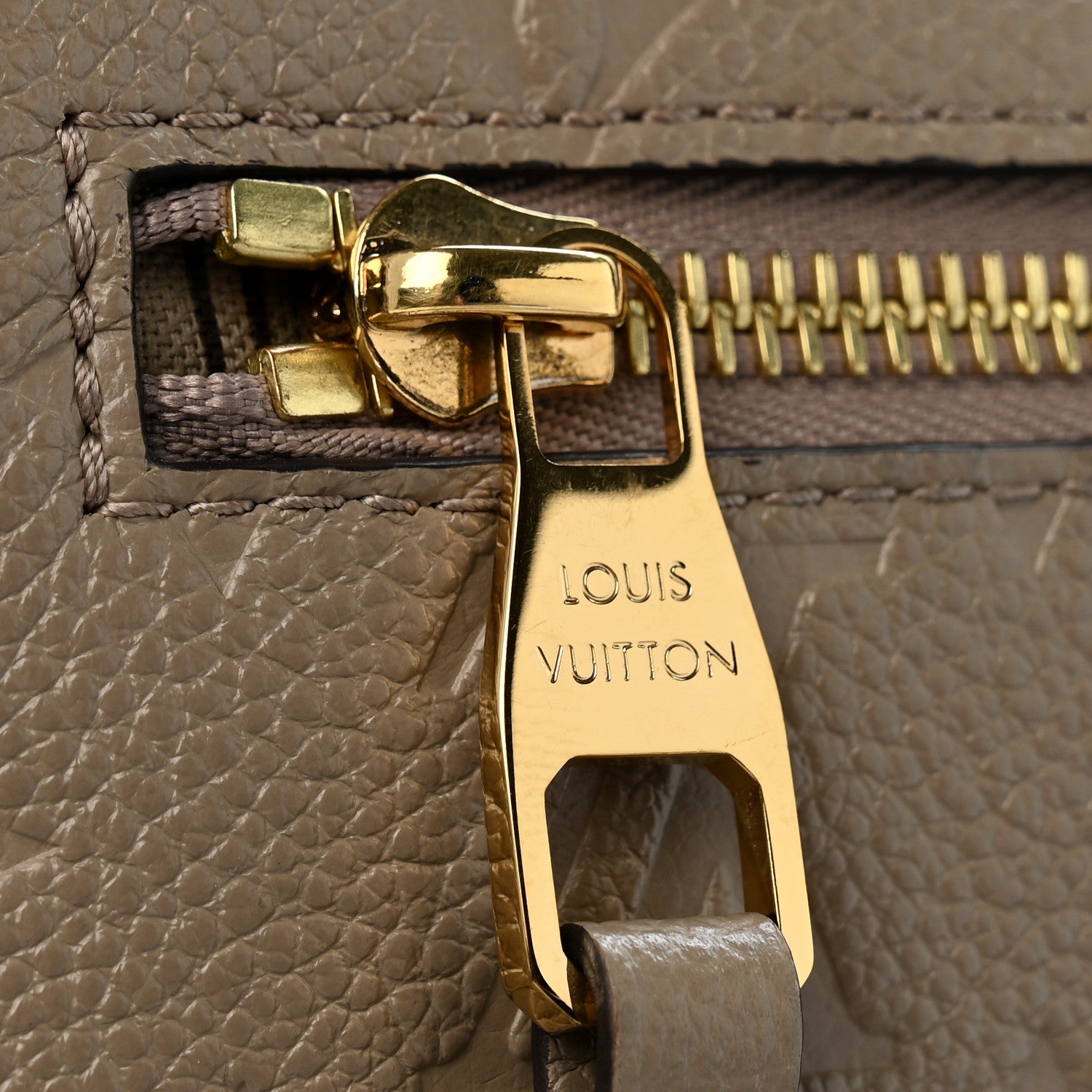 Louis Vuitton Empreinte Pochette Metis Tourterelle 11 of 11