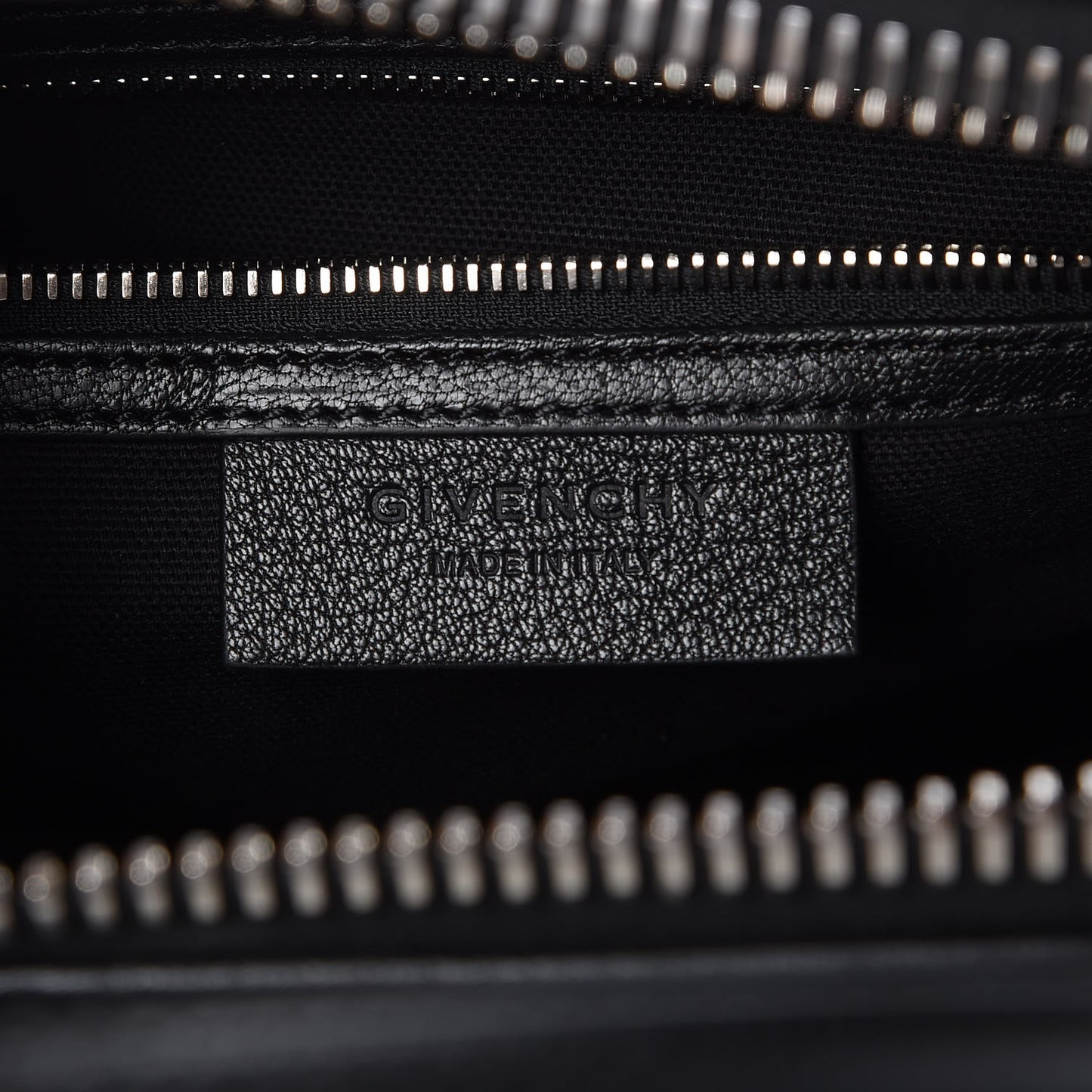Sugar Goatskin Small Antigona Black