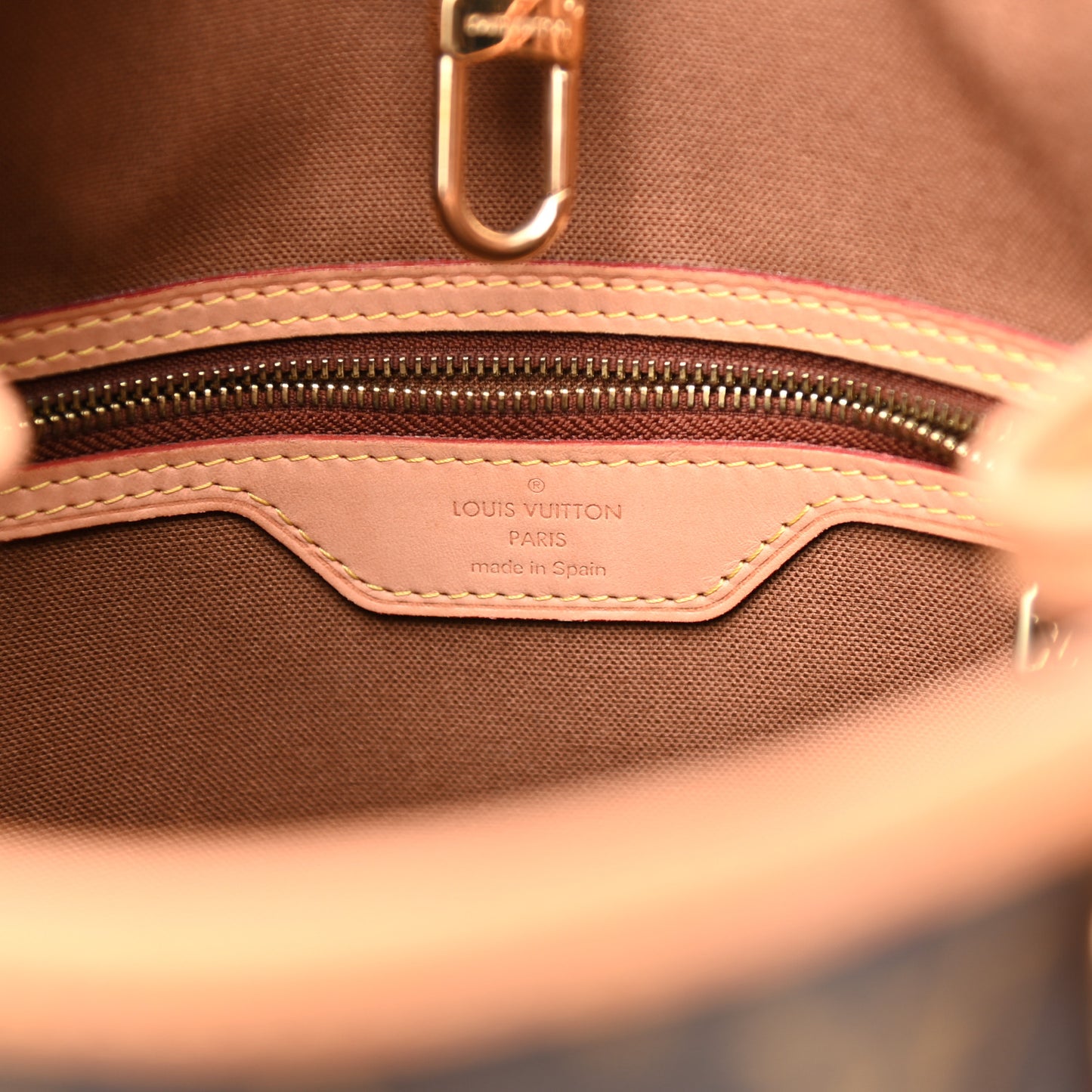 Monogram Batignolles Vertical