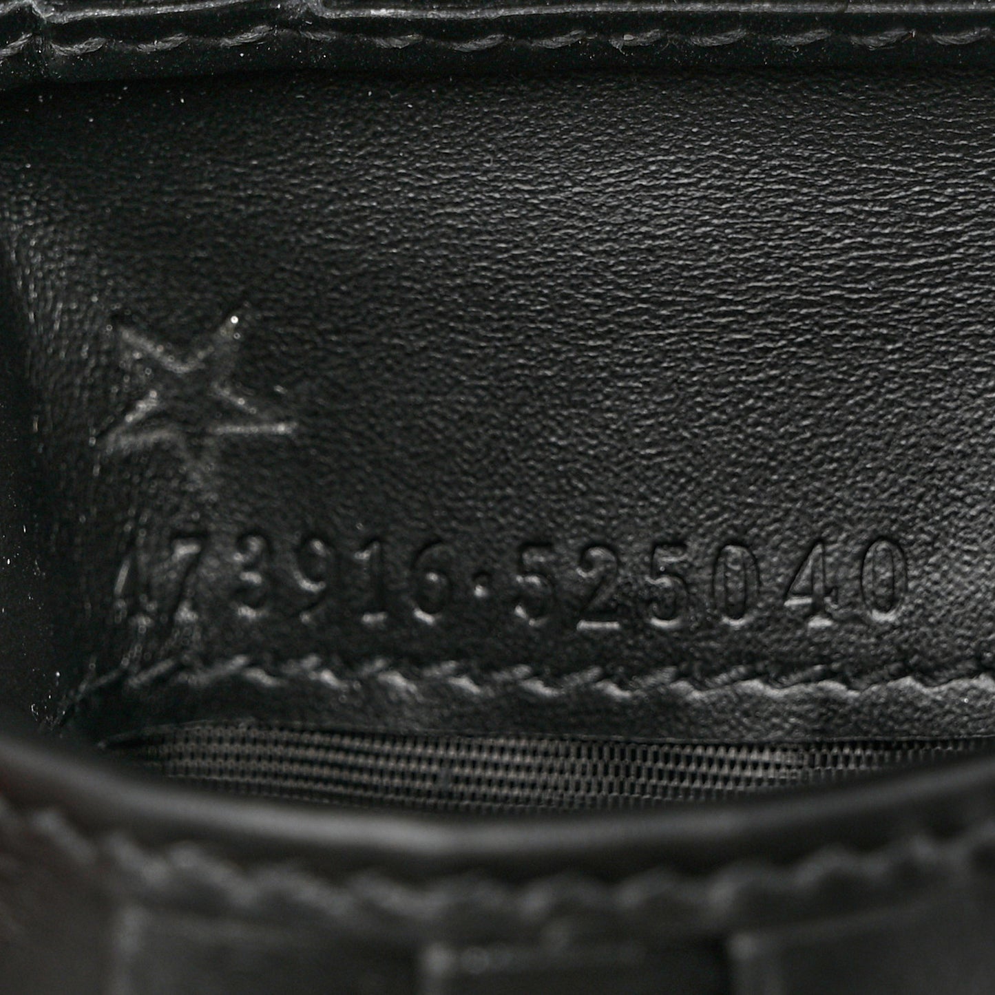 Guccissima Signature Dorian Bi-Fold Wallet Black