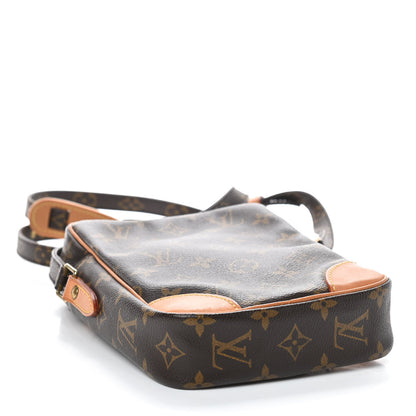 Louis Vuitton Monogram Danube 21 4 of 9