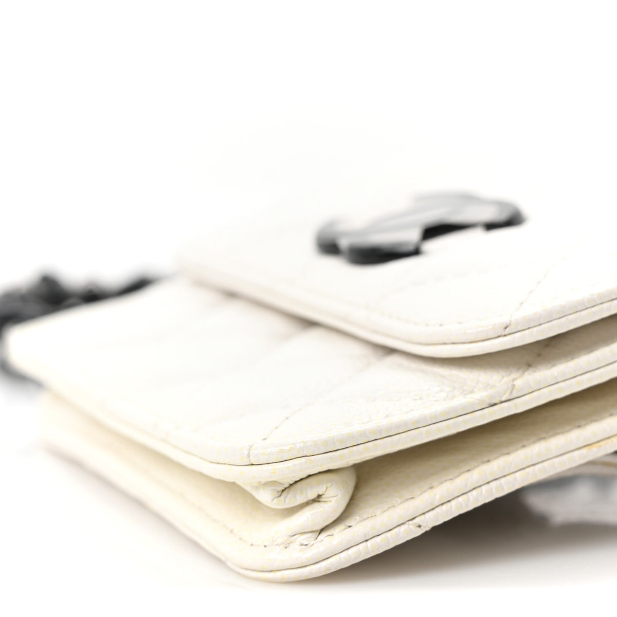 Caviar Quilted My Everything Belt Flap Card Holder White