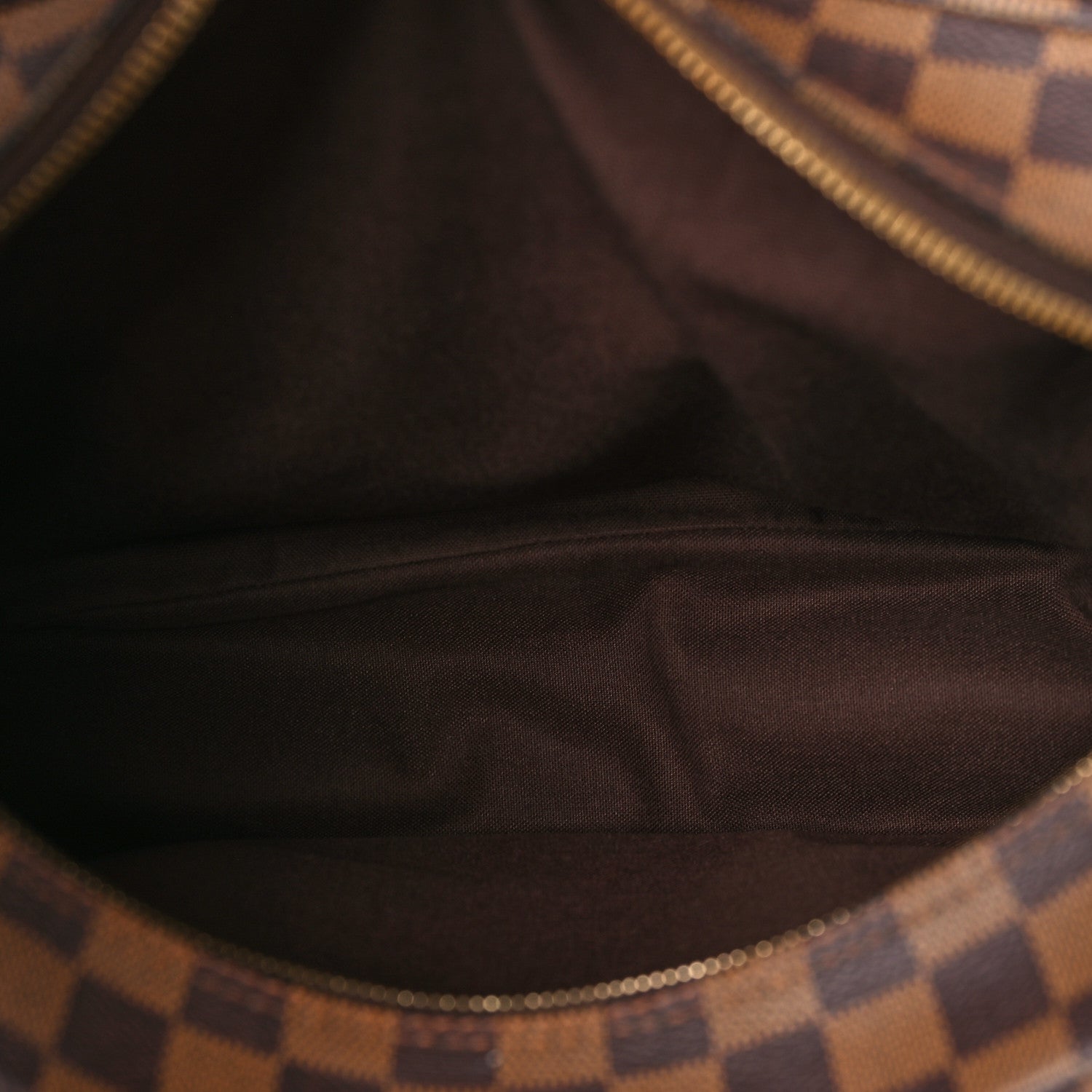 Louis Vuitton Damier Ebene Naviglio 4 of 7