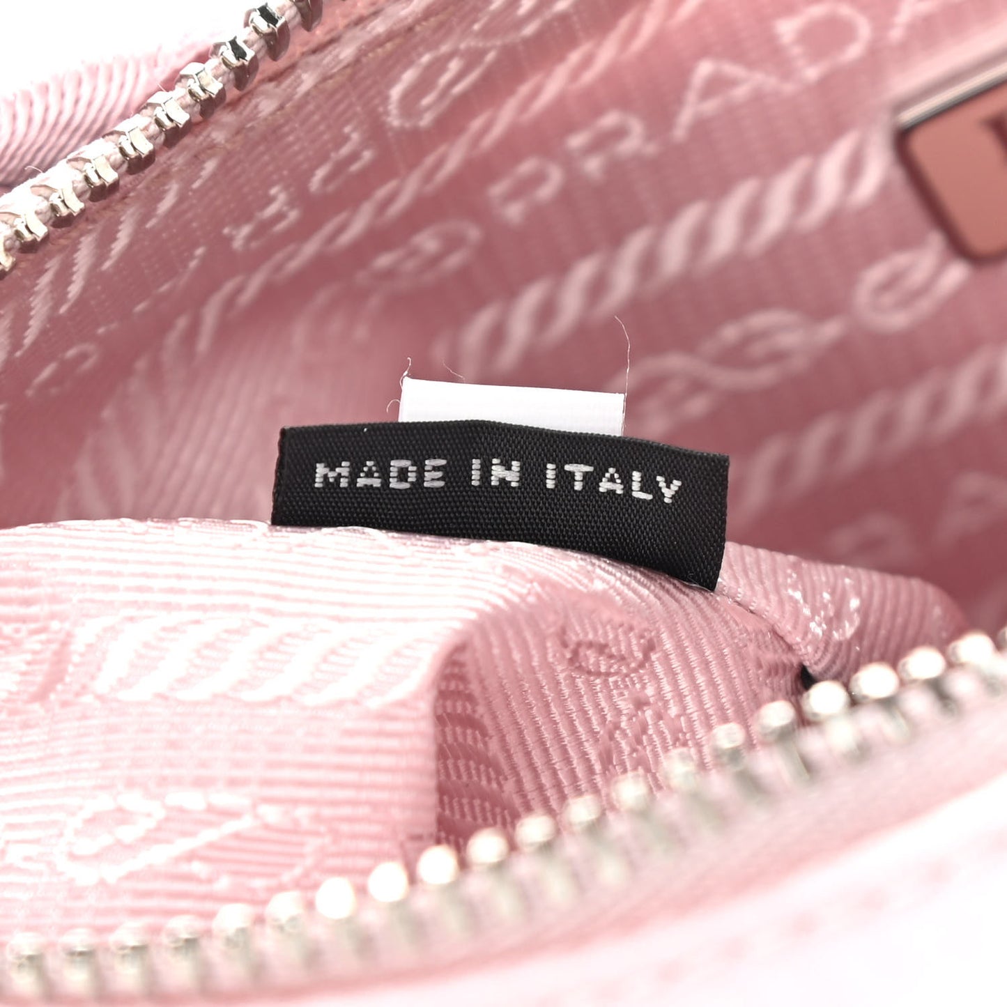 Nylon Re-Edition 2005 Shoulder Bag Alabastro