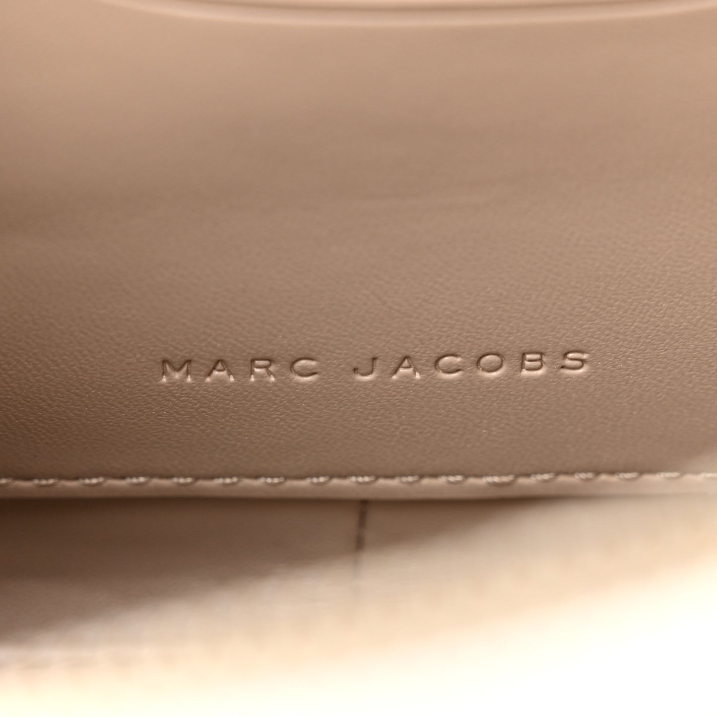 Calfskin Saint Marc Chain Wallet White