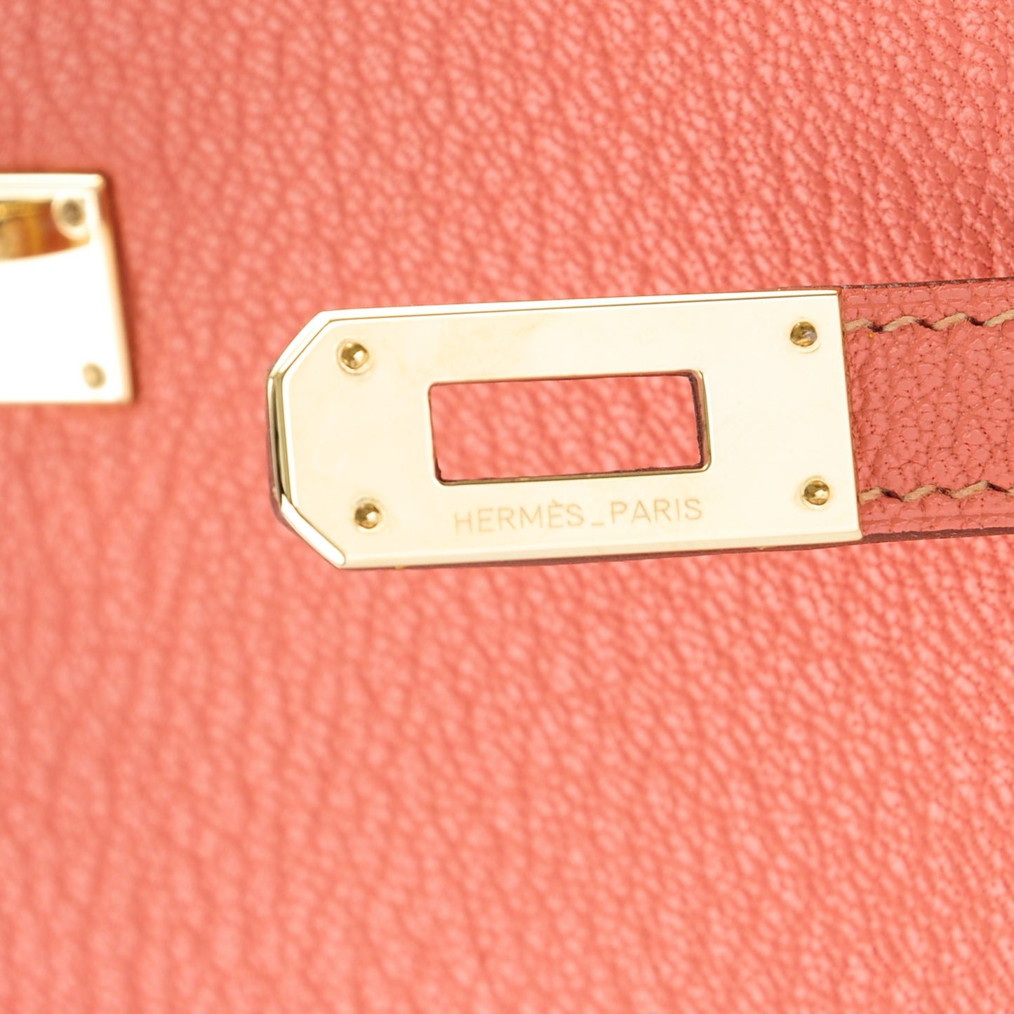 Chevre Mysore Medium Kelly Wallet Rose Thé