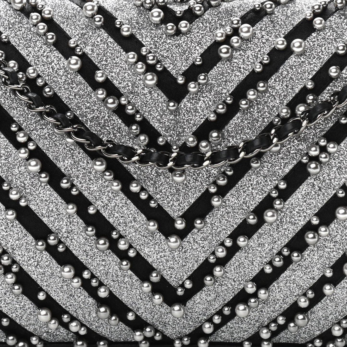 Mixed Fibers Pearl Evening Clutch Silver Black