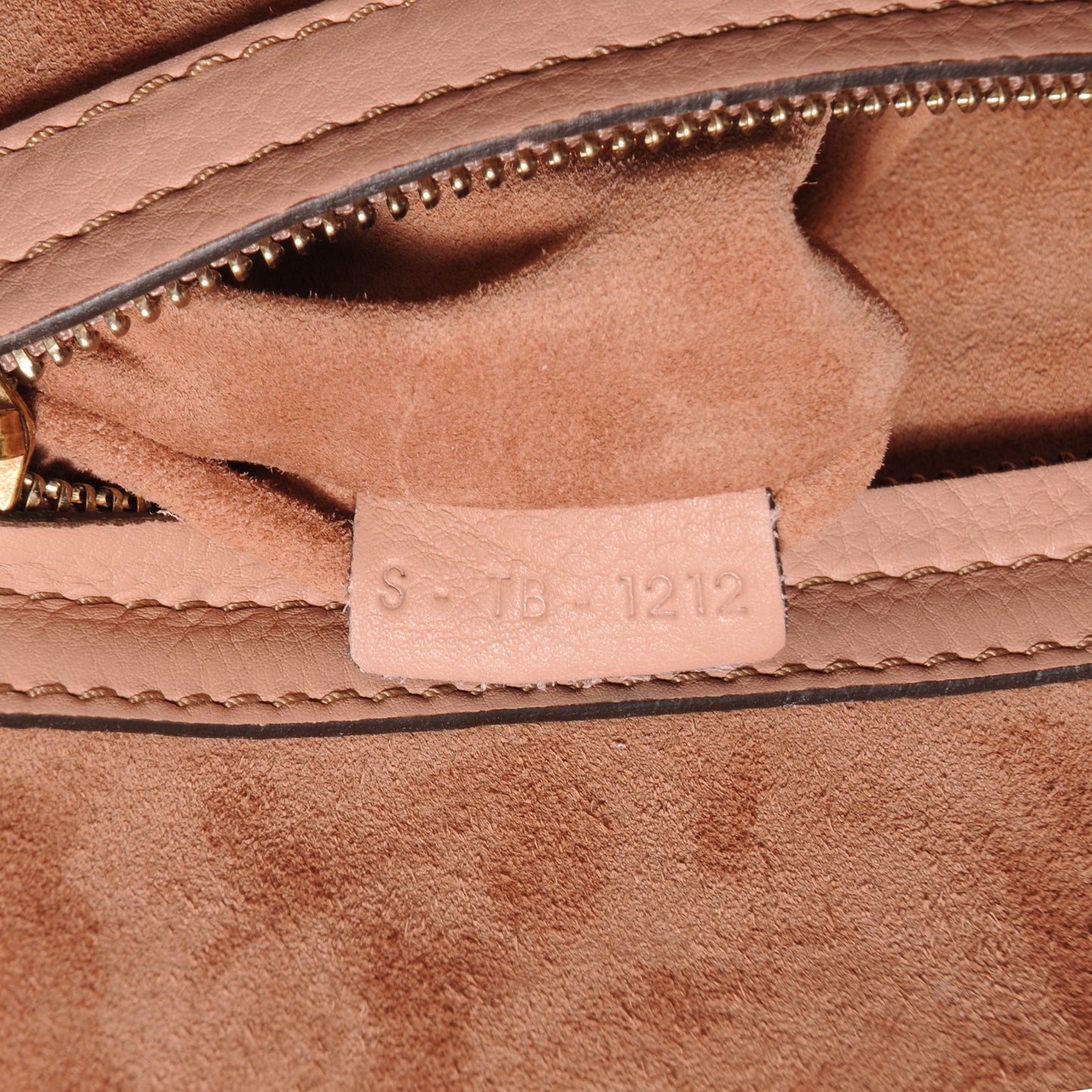 Supple Calfskin Medium Phantom Luggage Flesh