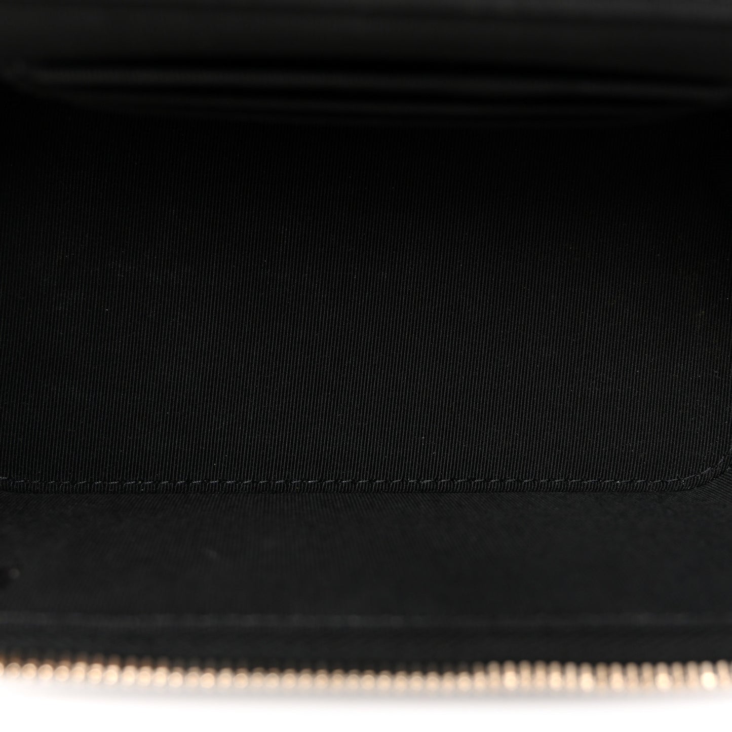 Lambskin Crochet Quilted Small Vanity Case With Chain Black