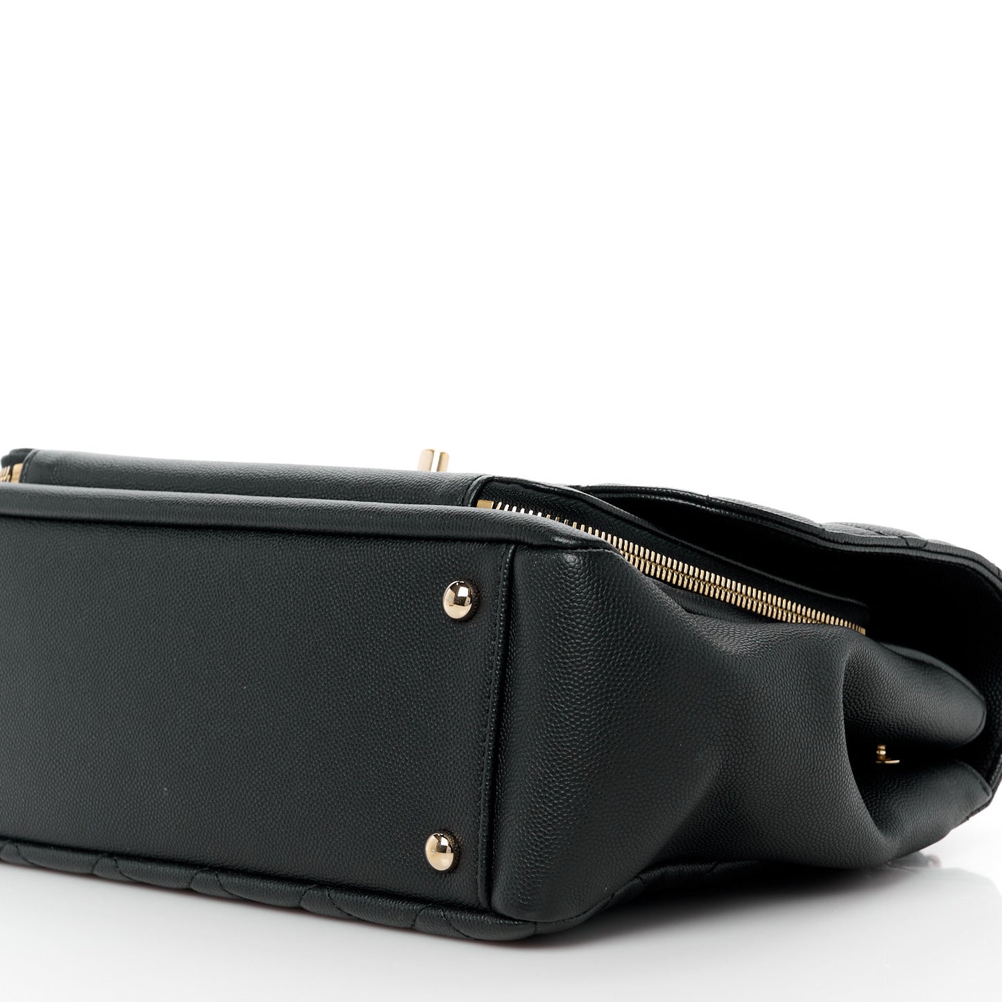 Caviar Quilted Large Business Affinity Flap Black