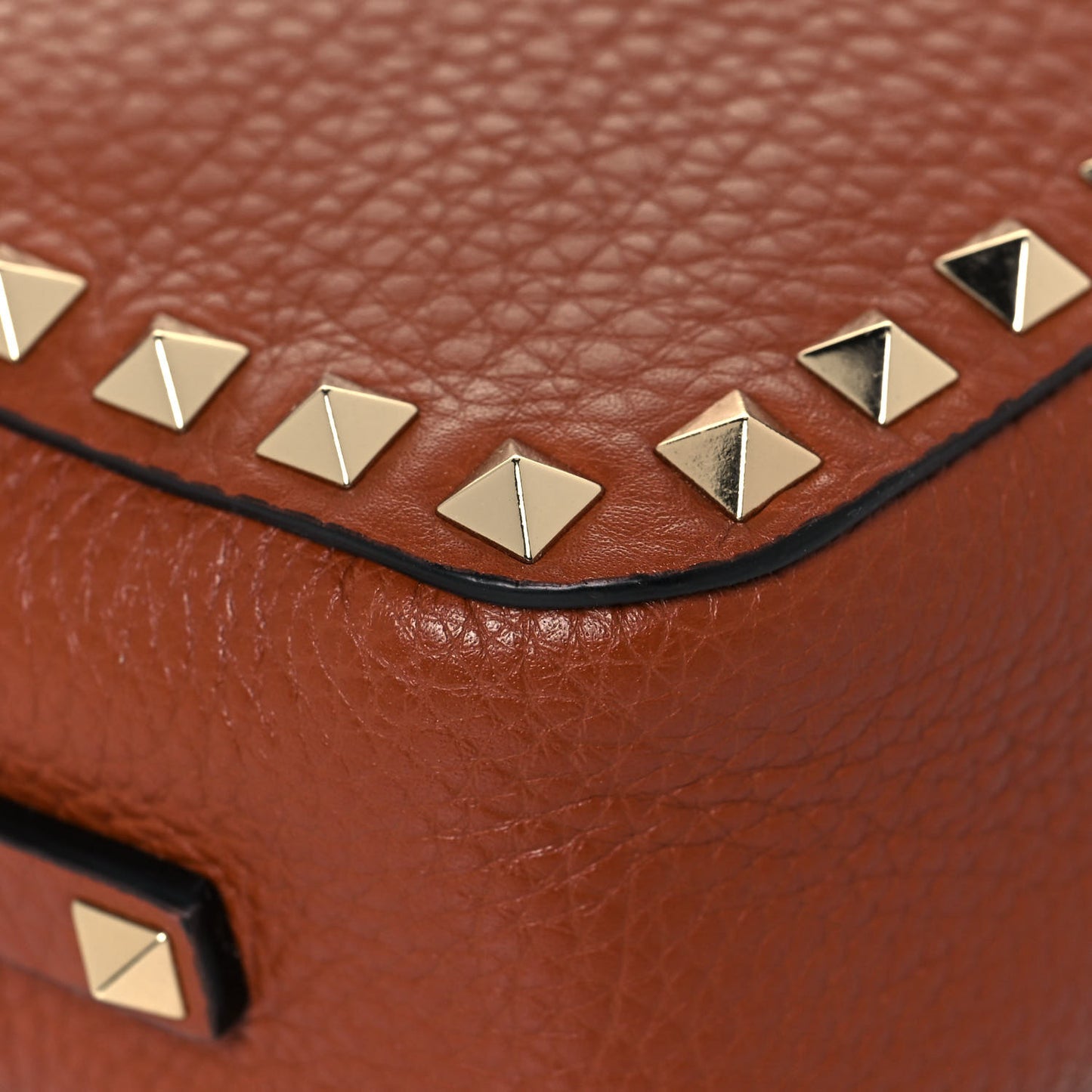 Pebbled Calfskin Rockstud Camera Crossbody Bag Tan