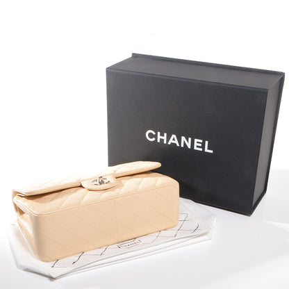 Chanel Caviar Jumbo Double Flap Beige Clair 4 of 8